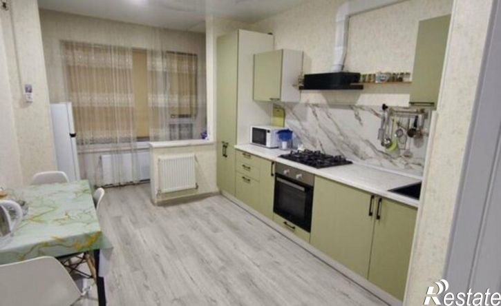 1-комн квартира ул 45 Параллель, 85,  д. 85