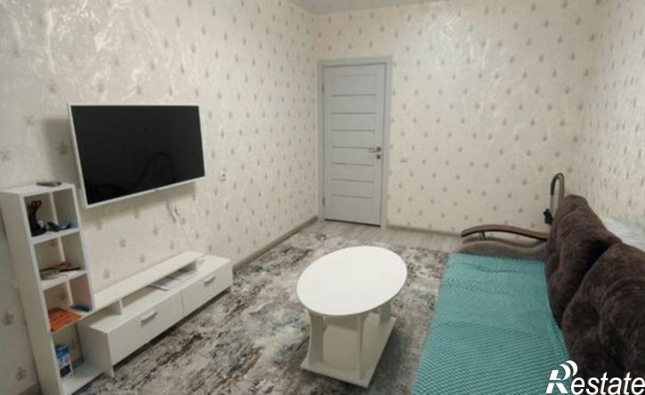 1-комн квартира ул 45 Параллель, 85,  д. 85