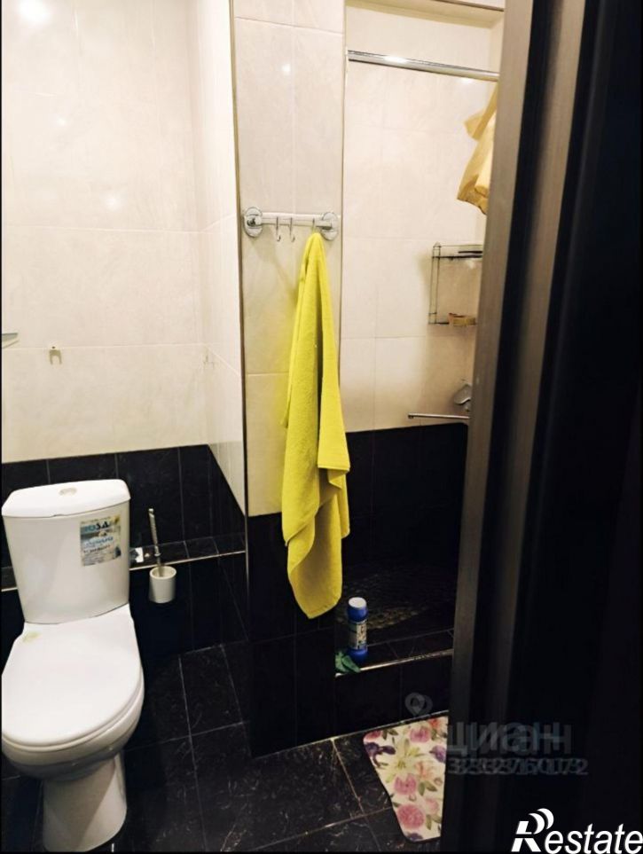 2-комн квартира ул 45 Параллель, 3в,  д. 3в
