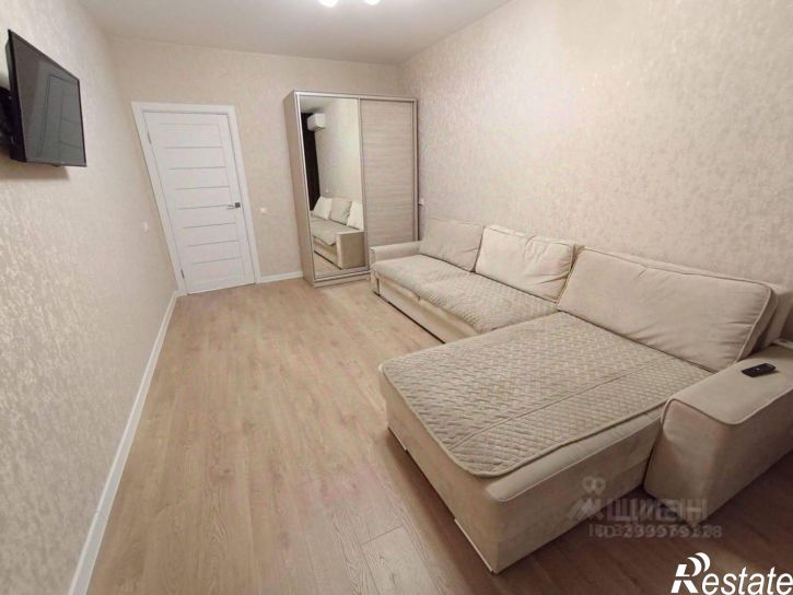 2-комн квартира Российский пр-кт, 13,  д. 13