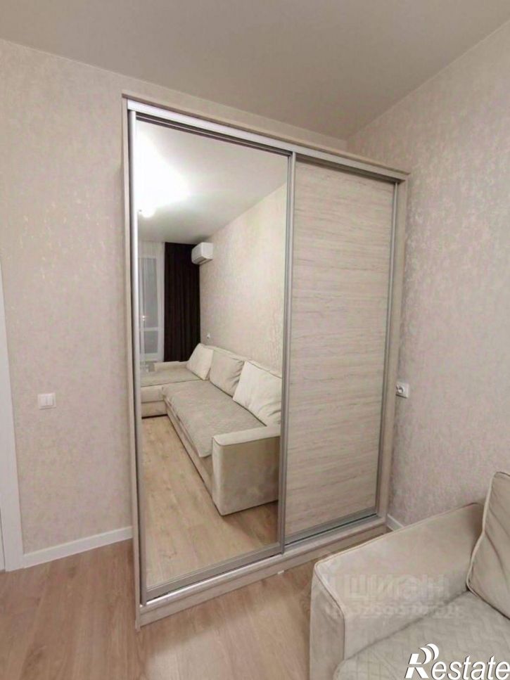 2-комн квартира Российский пр-кт, 13,  д. 13