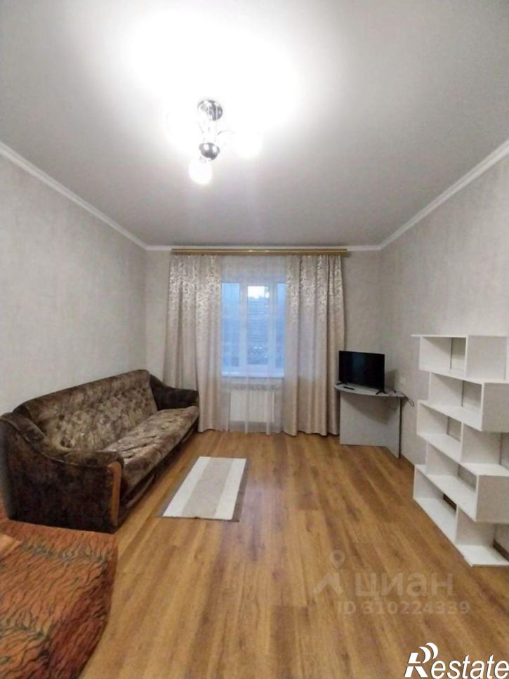 1-комн квартира ул Салова, 14/1,  д. 14/1