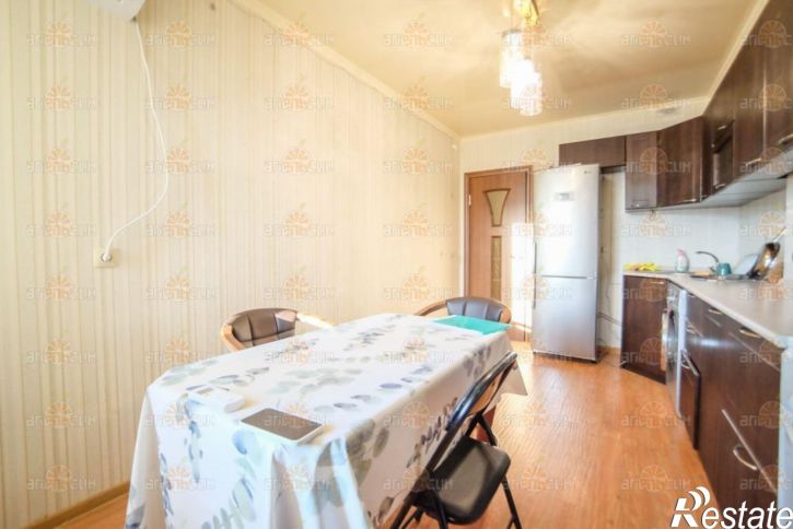 2-комн квартира Кулакова, 49/5