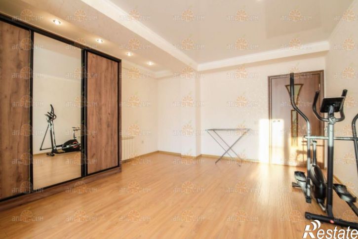 2-комн квартира Кулакова, 49/5