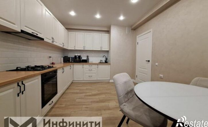 2-комн квартира ул Рогожникова, 21/1,  д. 21/1