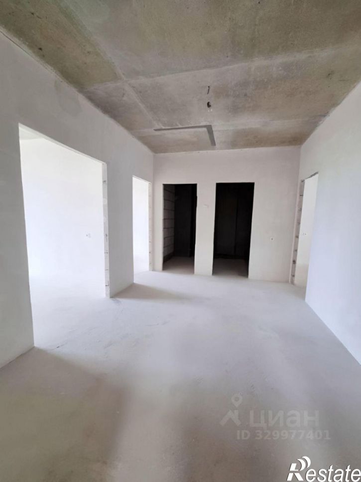 3-комн квартира улица Андрея Голуба, 12к3