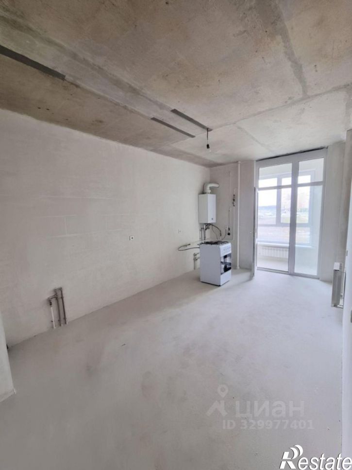 3-комн квартира улица Андрея Голуба, 12к3