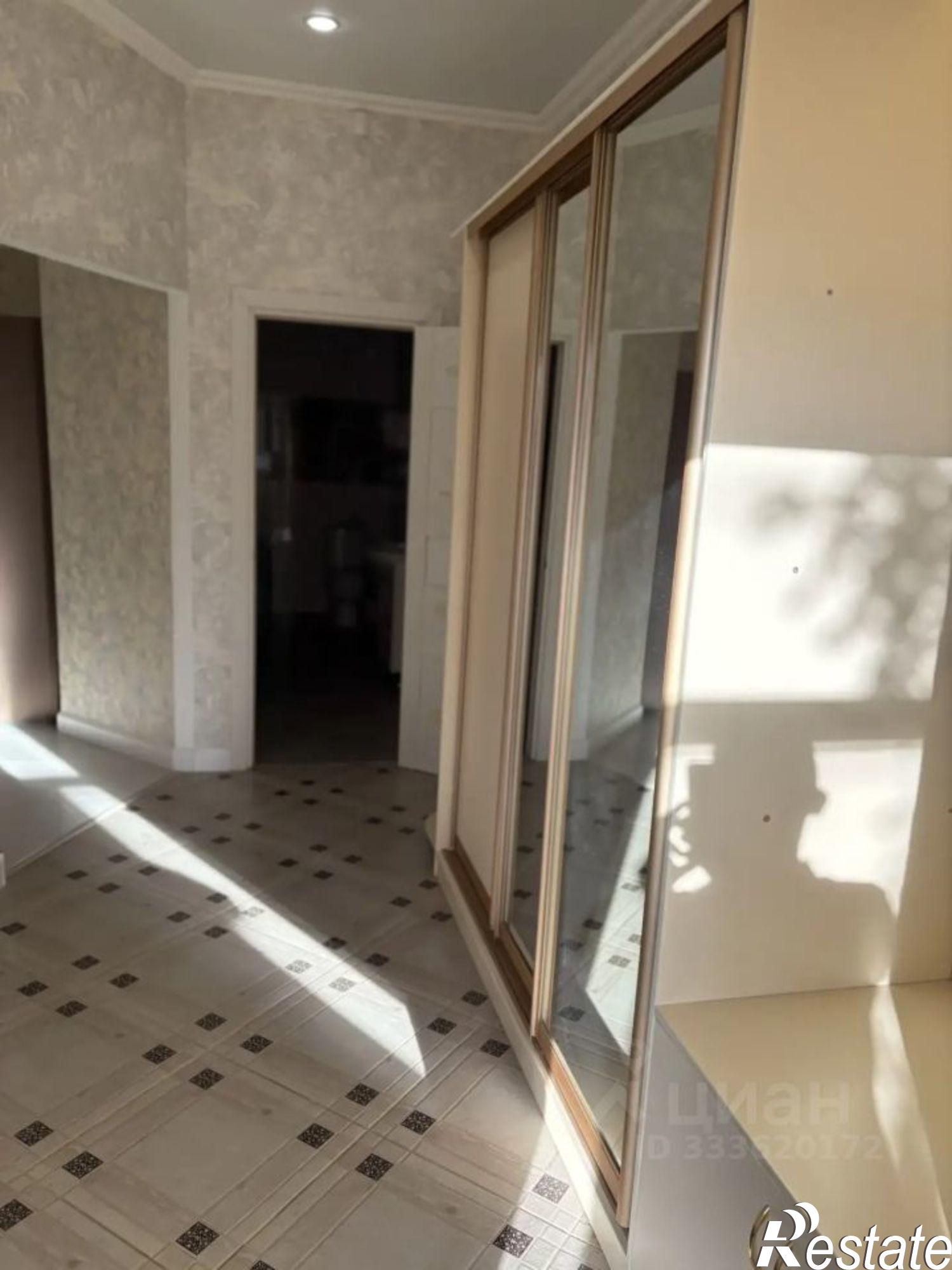 Купить дачу, дом, коттедж за 15 500 000 рублей на улица Пономаренко, 15А