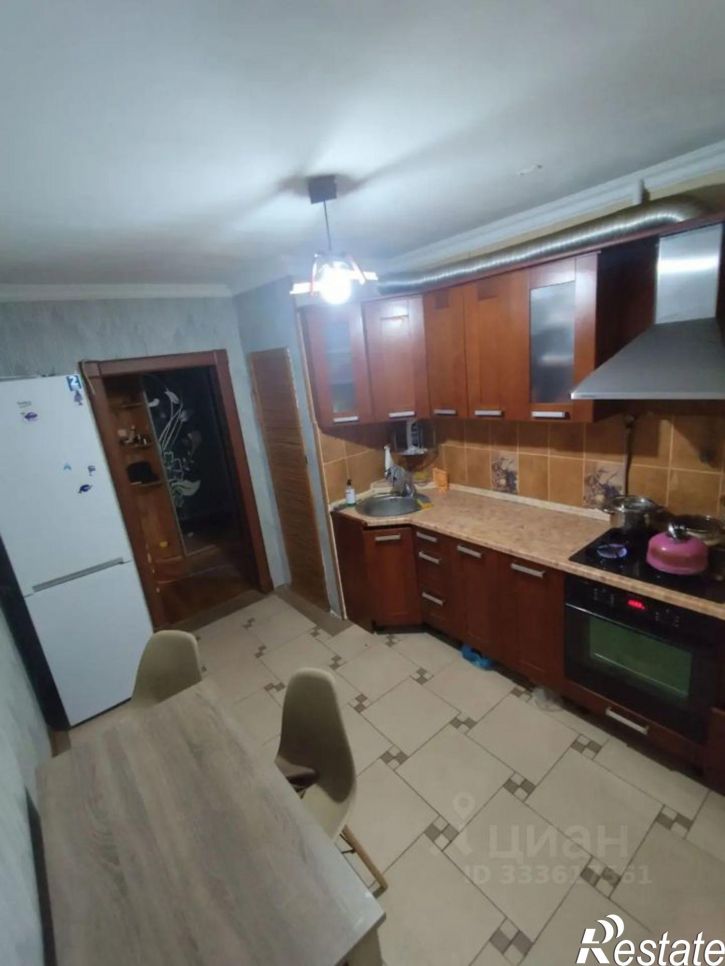 3-комн квартира улица Фроленко, 6,  д. 6