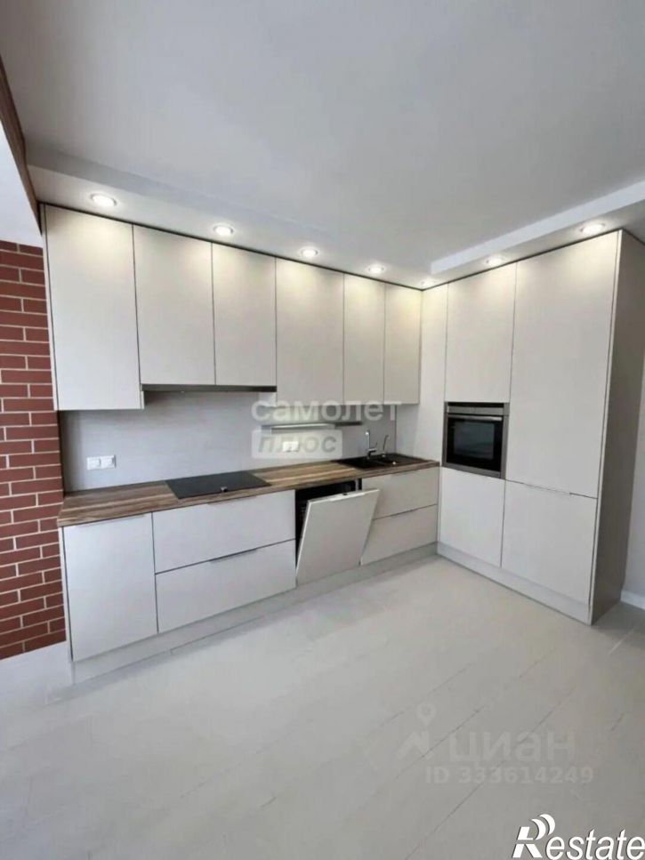 2-комн квартира улица Матросова, 65А с1,  д. 65А с1