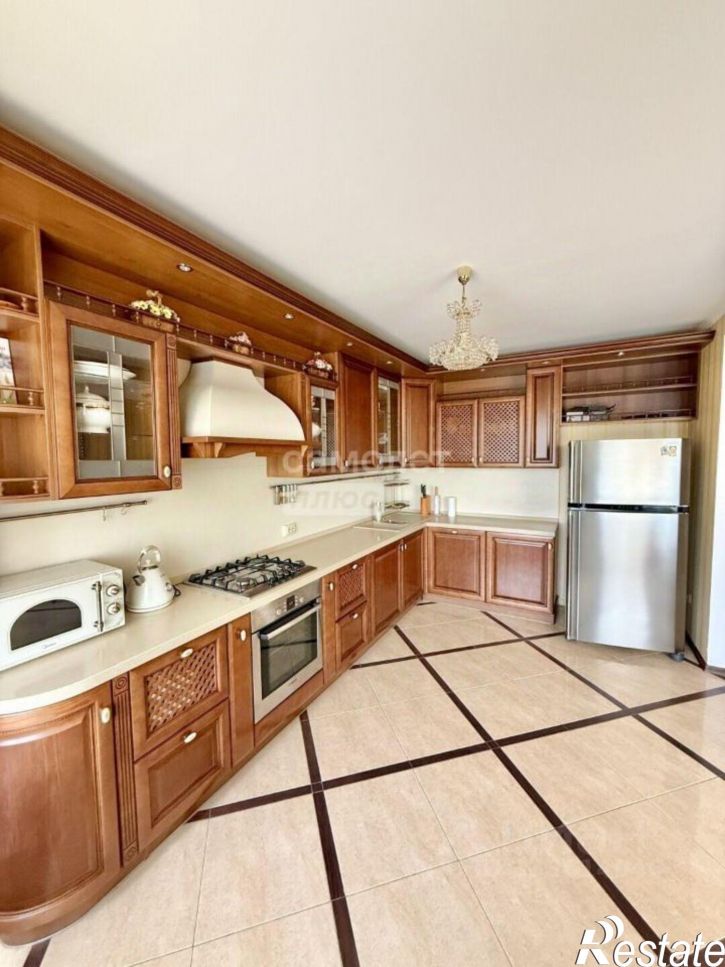 3-комн квартира улица Горького, 34,  д. 34