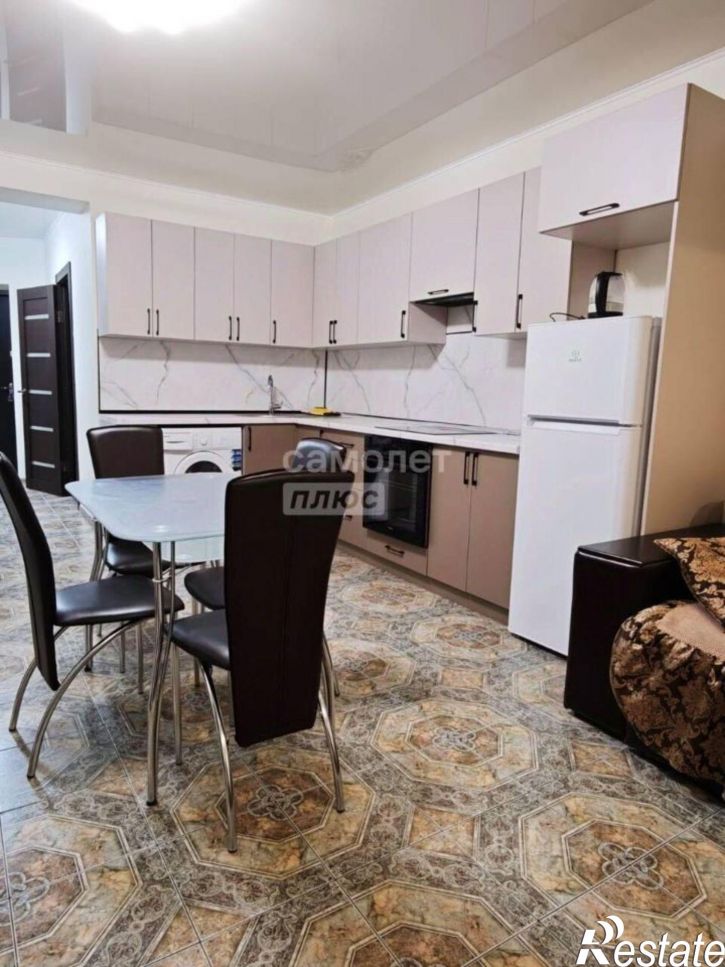 2-комн квартира улица Мира, 285,  д. 285