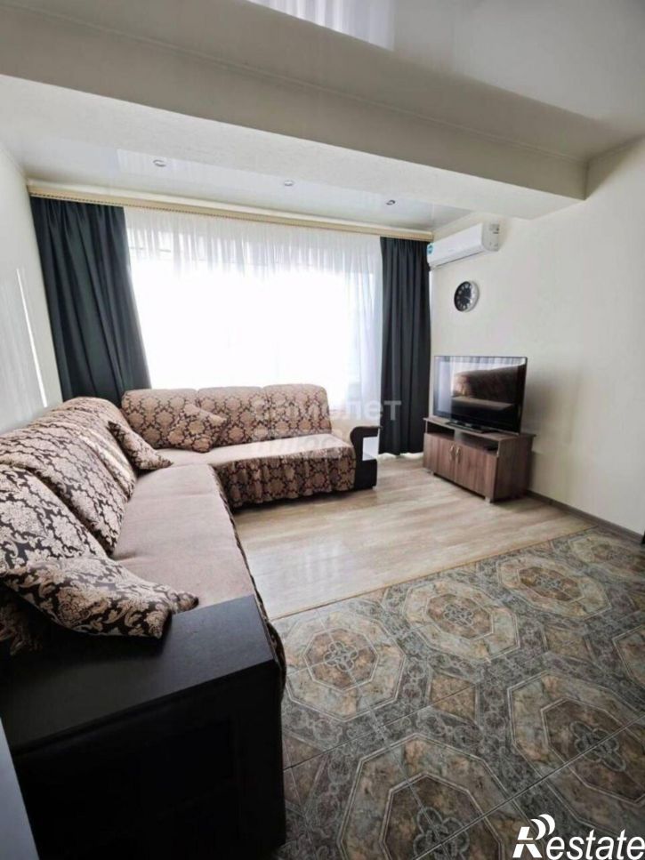 2-комн квартира улица Мира, 285,  д. 285