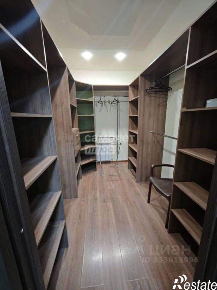 2-комн квартира улица Мира, 285,  д. 285
