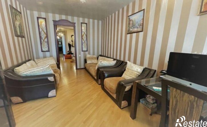 4-комн квартира улица Мира, 355,  д. 355