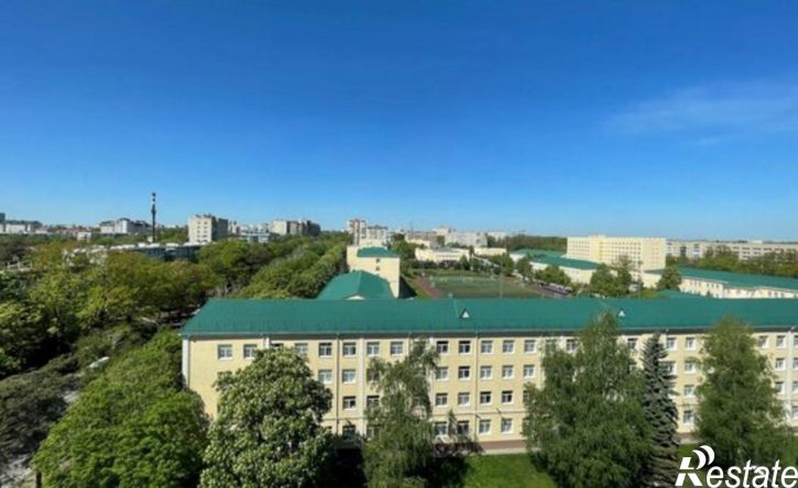 4-комн квартира улица Мира, 355,  д. 355