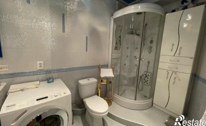 4-комн квартира улица Мира, 355,  д. 355