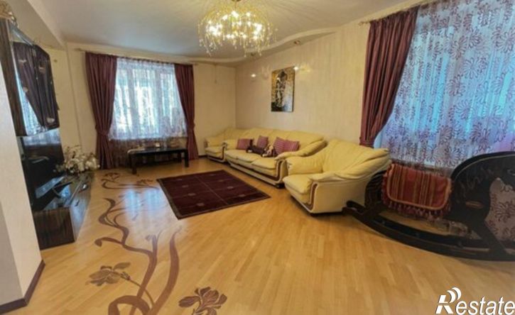 4-комн квартира улица Мира, 355,  д. 355