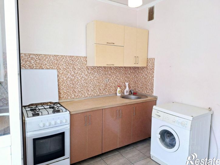 1-комн квартира улица Рогожникова, 3,  д. 3
