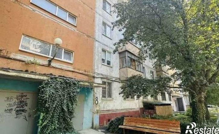 1-комн квартира улица Космонавтов, 8,  д. 8