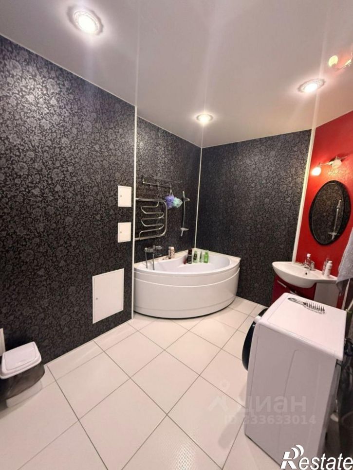 2-комн квартира улица Доваторцев, 90/5,  д. 90/5