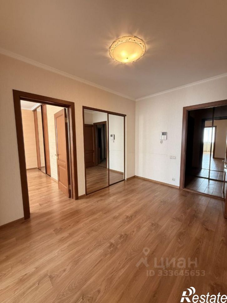 2-комн квартира Социалистическая улица, 11,  д. 11