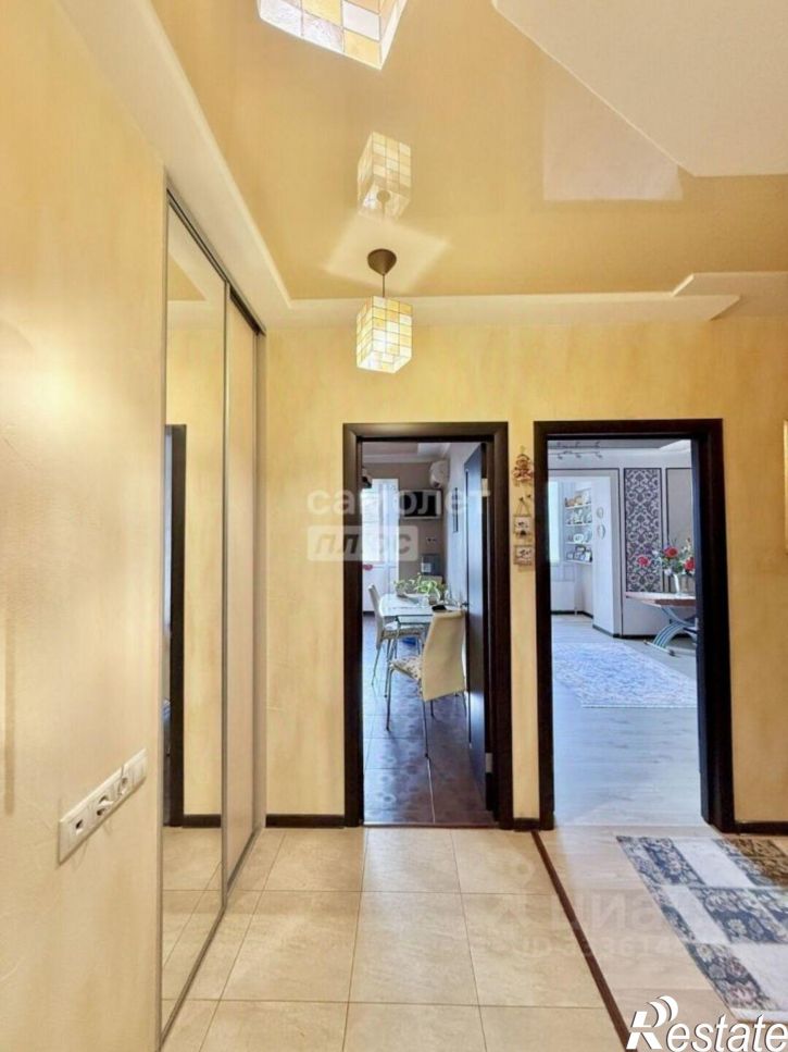 2-комн квартира улица Мира, 274,  д. 274