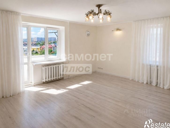 3-комн квартира улица 45-я Параллель, 22,  д. 22