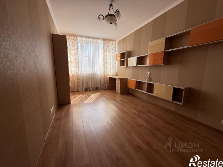 2-комн квартира Социалистическая улица, 11,  д. 11