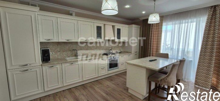 5-комн квартира улица Мира, 341,  д. 341