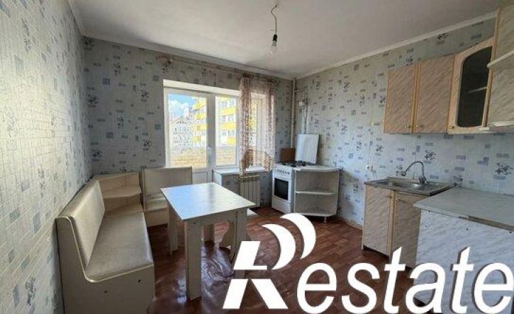 2-комн квартира улица Серова, 472/4,  д. 472/4