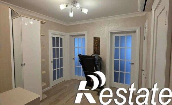 2-комн квартира улица Доваторцев, 52А,  д. 52А