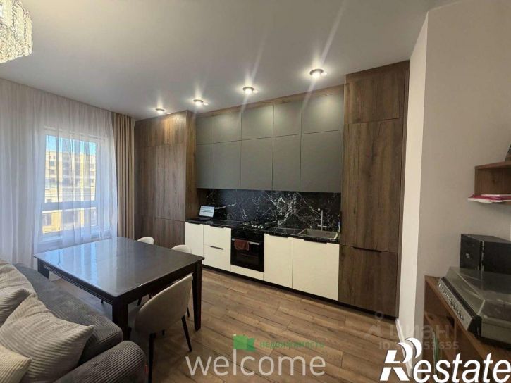 3-комн квартира улица 45-я Параллель, 3,  д. 3