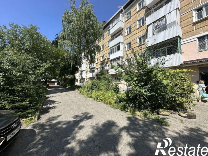 2-комн квартира Комсомольская улица, 62,  д. 62