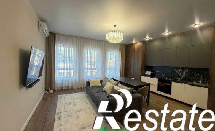 3-комн квартира улица 45-я Параллель, 3,  д. 3