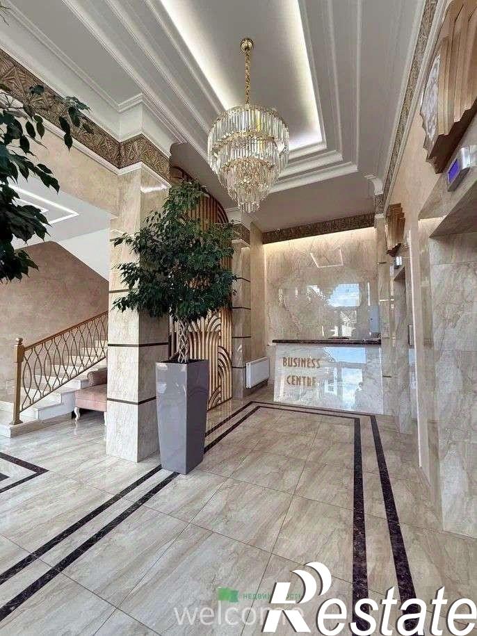 Сдать офис, помещение под офис за 42 500 рублей на улица Серова, 241