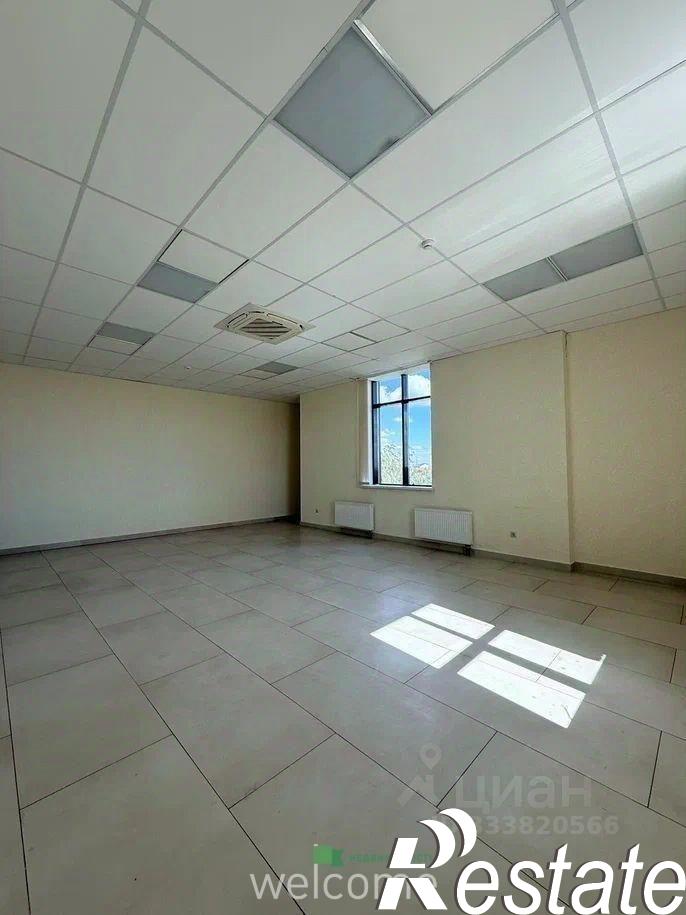 Сдать офис, помещение под офис за 42 500 рублей на улица Серова, 241