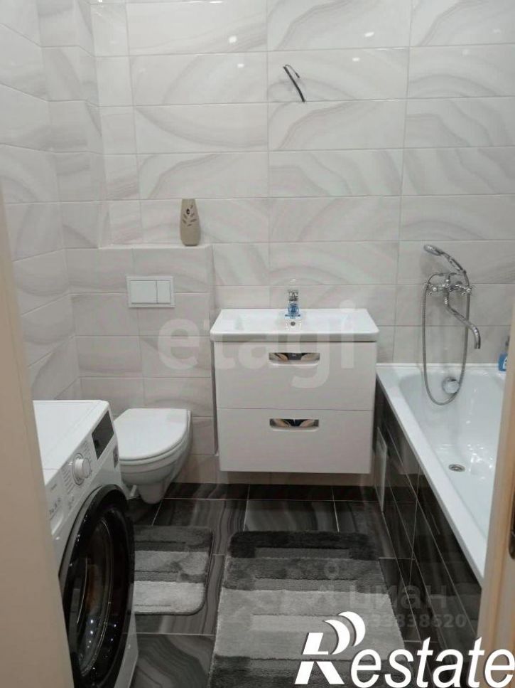 2-комн квартира улица 45-я Параллель, 1 к1,  д. 1 к1