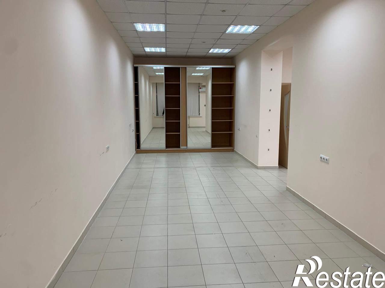 Купить офис, помещение под офис за 3 779 630 рублей на Пирогова улица, д.78