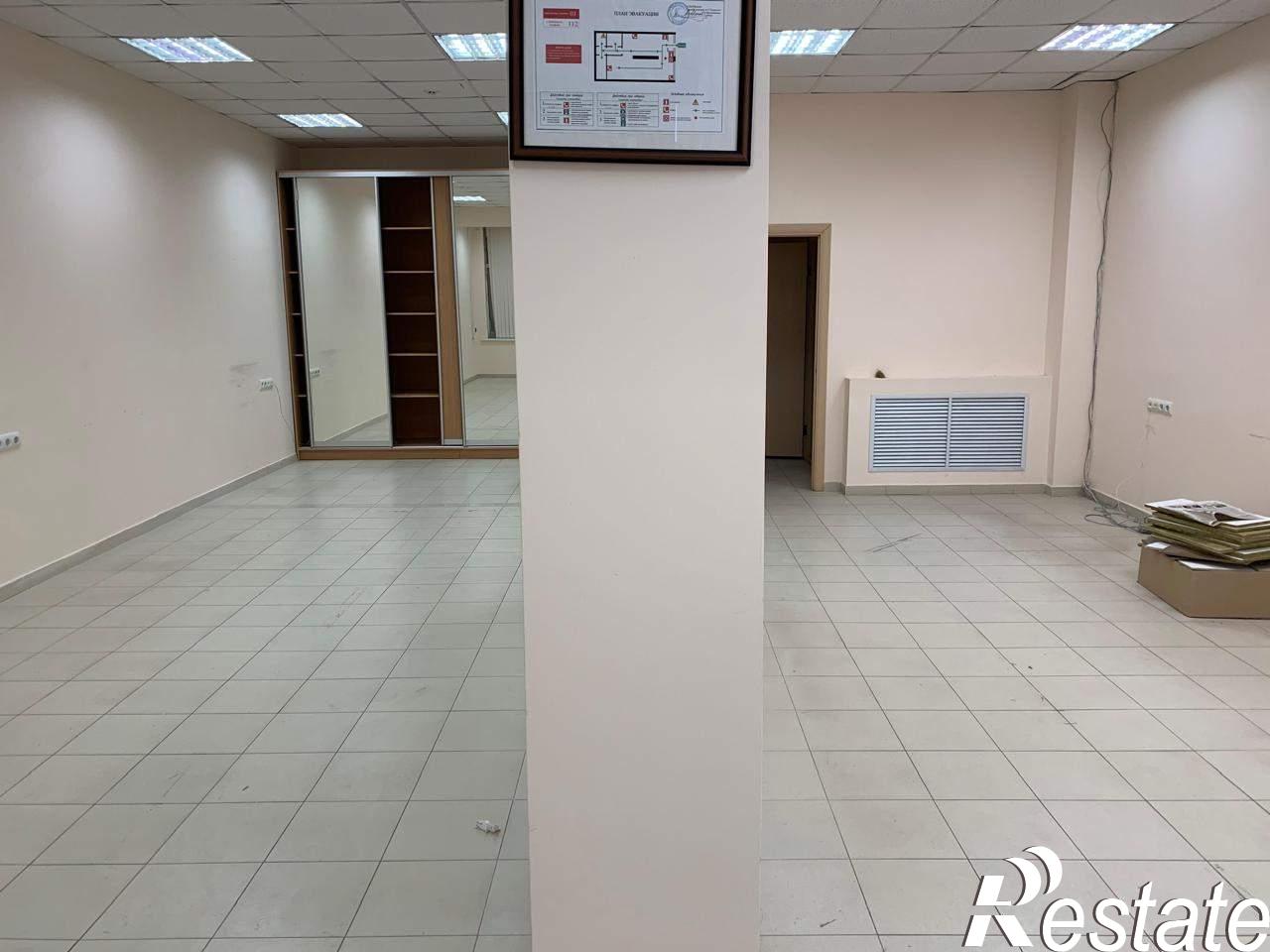 Купить офис, помещение под офис за 3 779 630 рублей на Пирогова улица, д.78