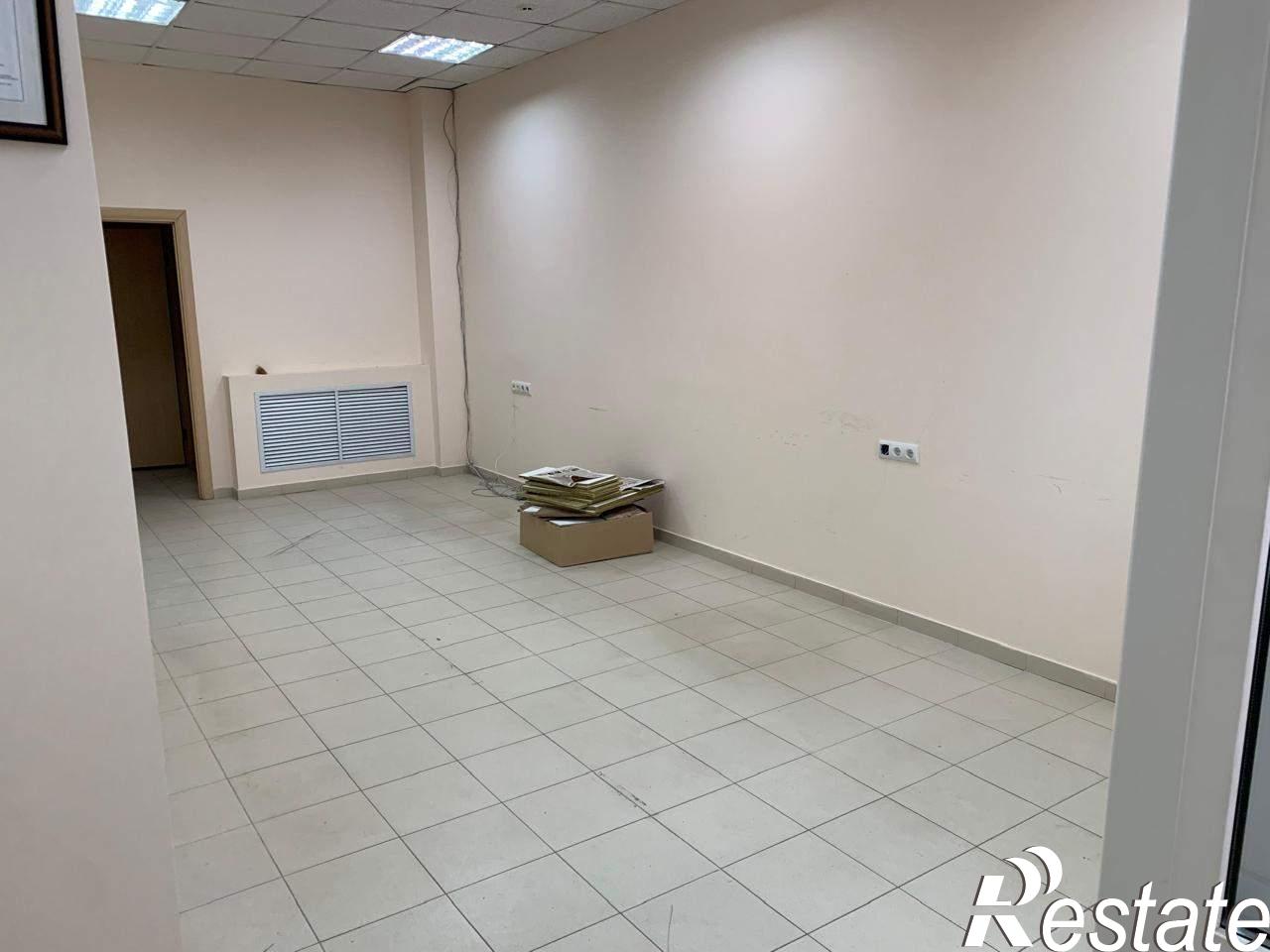 Купить офис, помещение под офис за 3 779 630 рублей на Пирогова улица, д.78