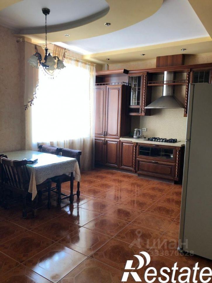 3-комн квартира улица Орджоникидзе, 79,  д. 79