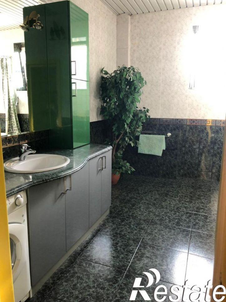 3-комн квартира улица Орджоникидзе, 79,  д. 79