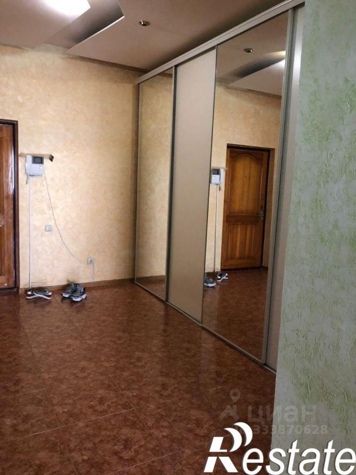 3-комн квартира улица Орджоникидзе, 79,  д. 79