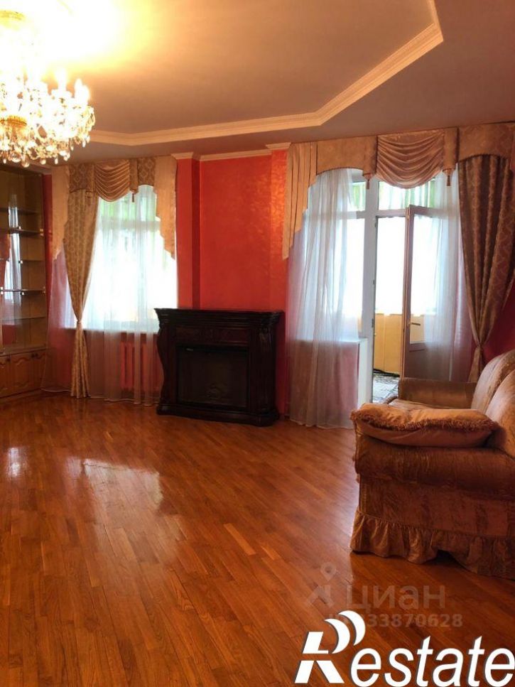 3-комн квартира улица Орджоникидзе, 79,  д. 79