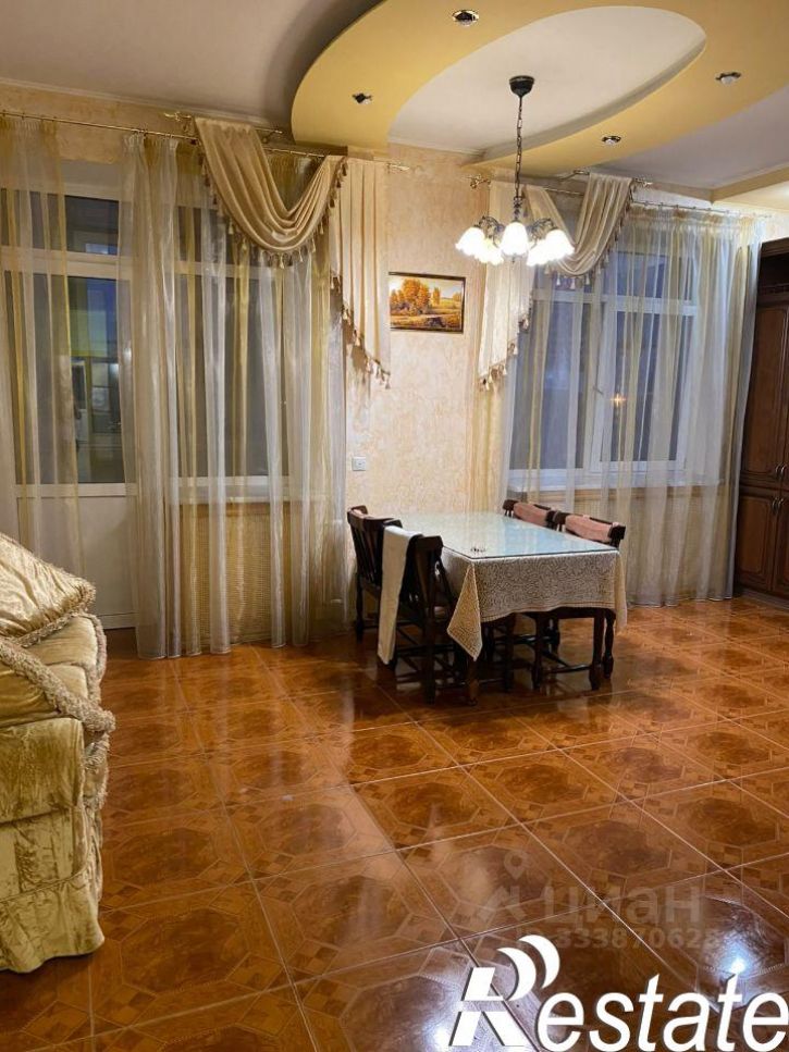 3-комн квартира улица Орджоникидзе, 79,  д. 79
