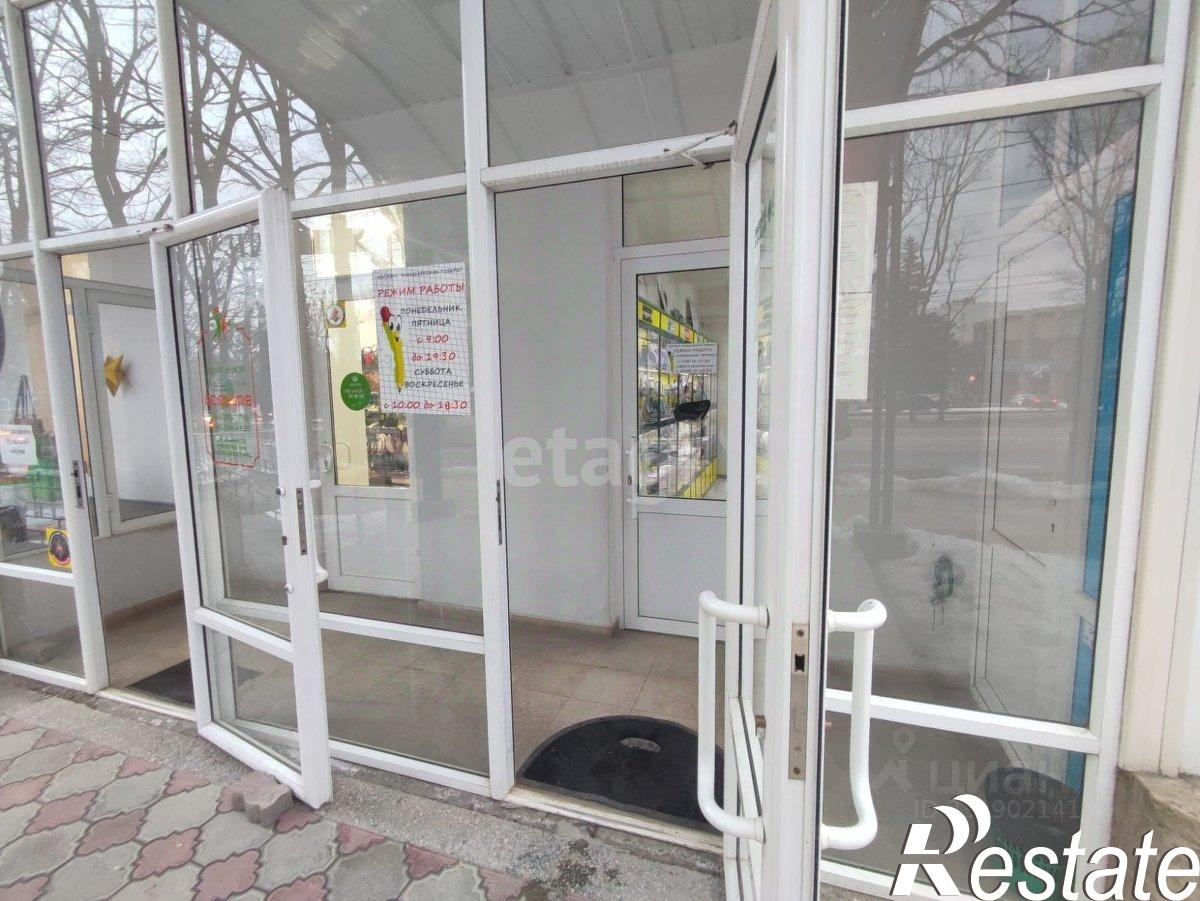 Купить торговое помещение за 17 000 200 рублей на улица Ленина, 328/8