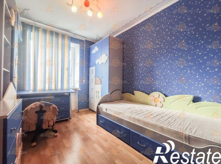 3-комн квартира Шпаковская, 74/2