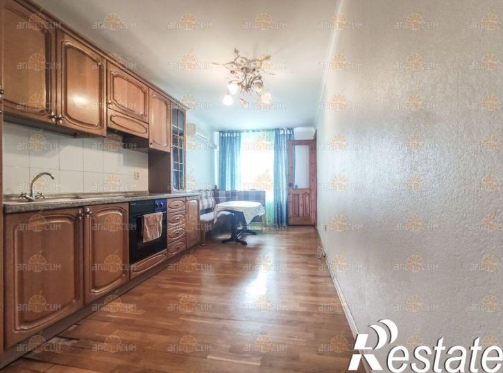 3-комн квартира Шпаковская, 74/2