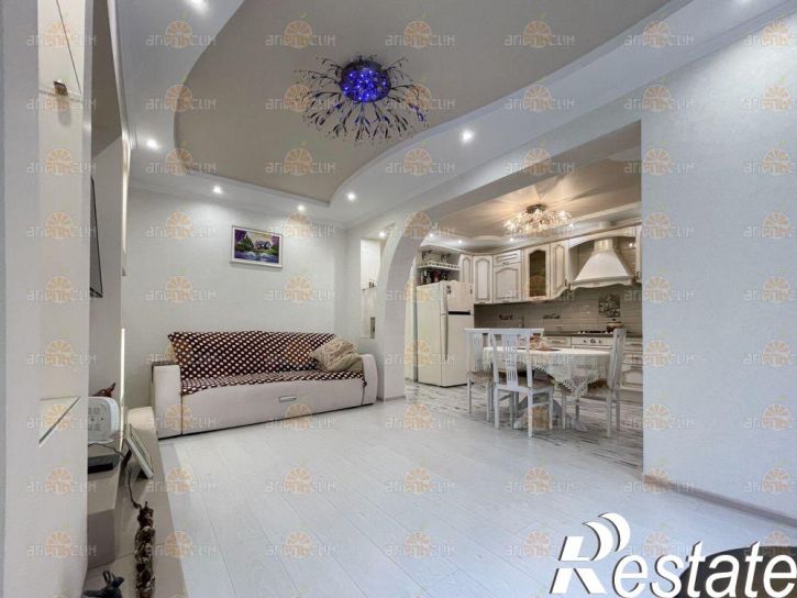 2-комн квартира Ерохина, 27